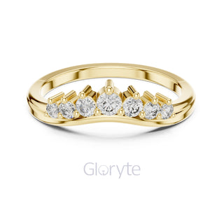 Round Cut Diamond Chevron Crown Band