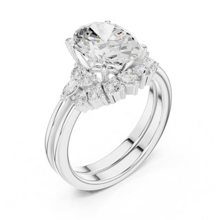 Diamond Bridal Set Ring with Marquise & Round Accent Diamonds