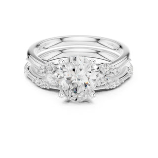 Elegant Diamond Bridal Set with Marquise & Round Accents – Vintage-Inspired Setting