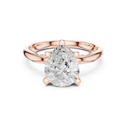 Elegant 2.5ct Solitaire Diamond Ring with Accent Side Stones