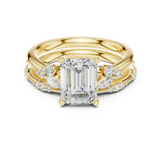 Elegant Diamond Bridal Set with Marquise & Round Accents – Vintage-Inspired Setting