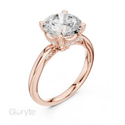 Elegant 2.5ct Solitaire Diamond Ring with Accent Side Stones