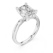 Elegant 2.5ct Solitaire Diamond Ring with Accent Side Stones