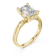 Elegant 2.5ct Solitaire Diamond Ring with Accent Side Stones