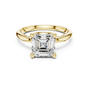 Elegant 2.5ct Solitaire Diamond Ring with Accent Side Stones