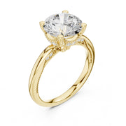 Elegant 2.5ct Solitaire Diamond Ring with Accent Side Stones