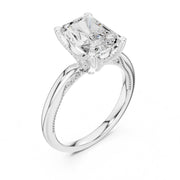 Elegant 2.5ct Solitaire Diamond Ring with Accent Side Stones